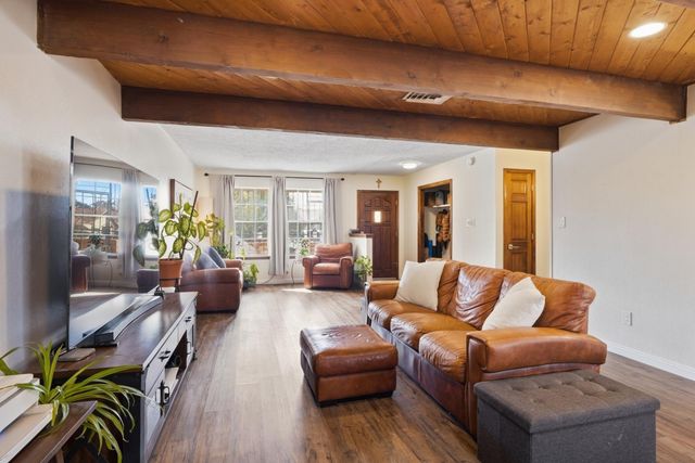 14205 Marquette Drive NE, Albuquerque, NM 87123