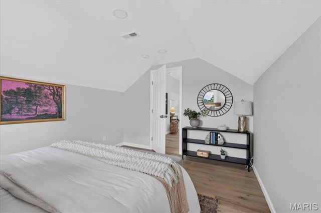 5410 Tholozan Avenue, St Louis, MO 63109
