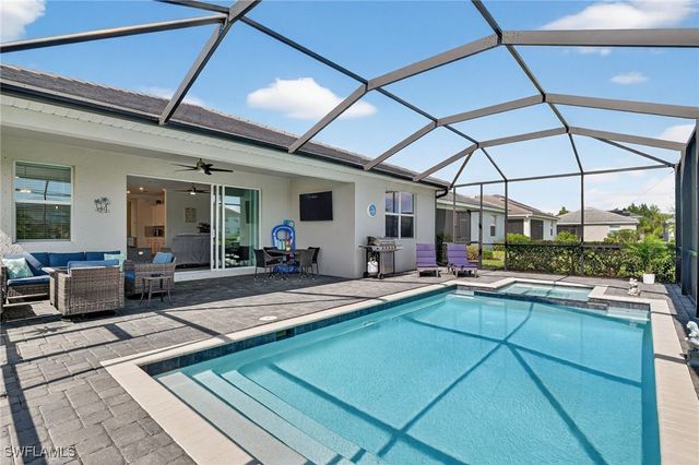 2130 Hamlin ST, Naples, FL 34120