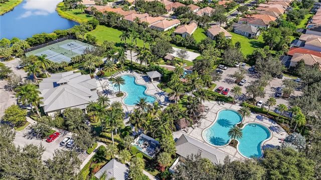 2130 Hamlin ST, Naples, FL 34120