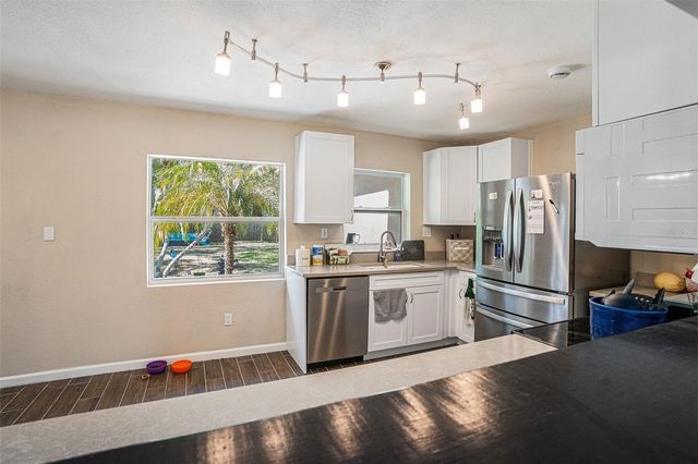 705 BAYSHORE DRIVE, Tarpon Springs, FL 34689