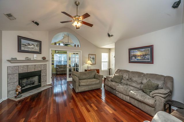 120 Ashley Villa Circle A, Charleston, SC 29414