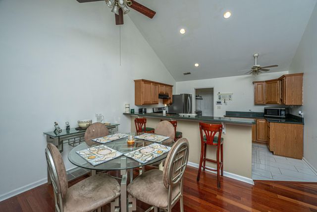 120 Ashley Villa Circle A, Charleston, SC 29414