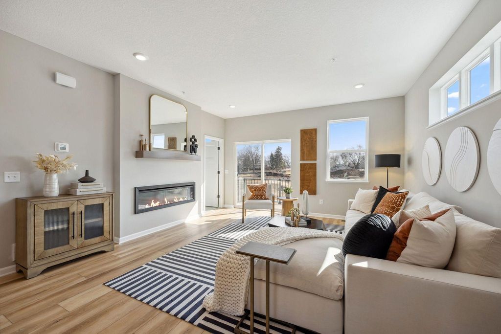 1531 Traverse Lane, West Saint Paul, MN 55118 — photo 2