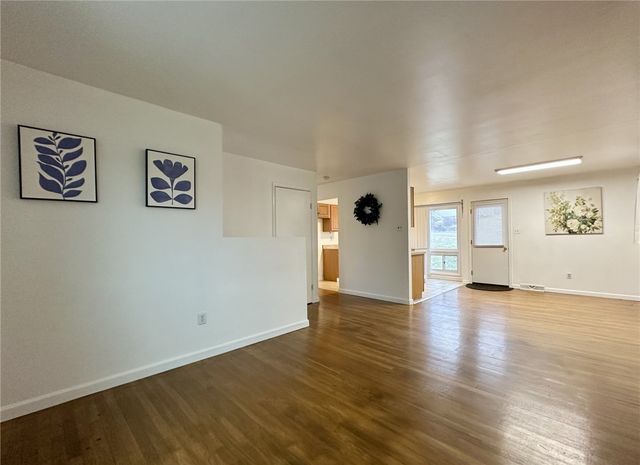 31 Beecher Ct, Allegheny Twp, PA 15656