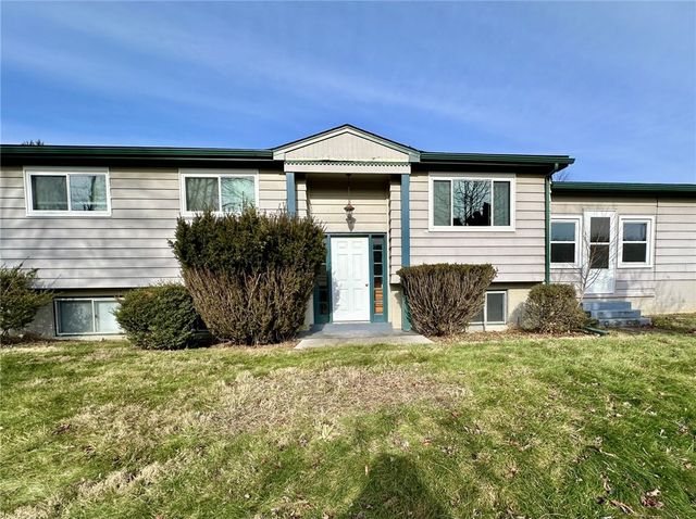 31 Beecher Ct, Allegheny Twp, PA 15656