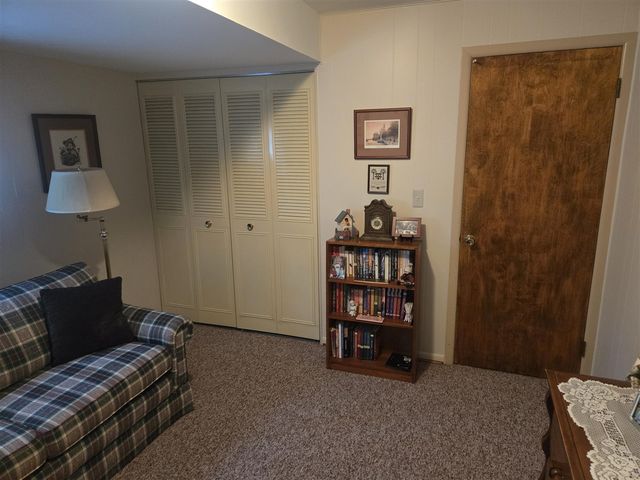 120 E Houstonia Avenue, Royal Oak, MI 48073