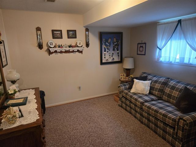 120 E Houstonia Avenue, Royal Oak, MI 48073