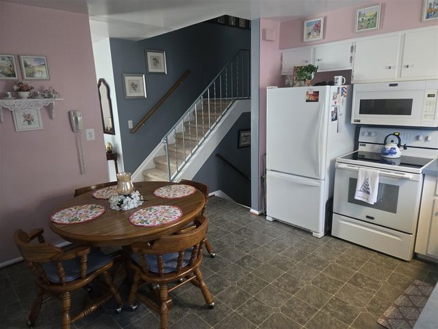 120 E Houstonia Avenue, Royal Oak, MI 48073