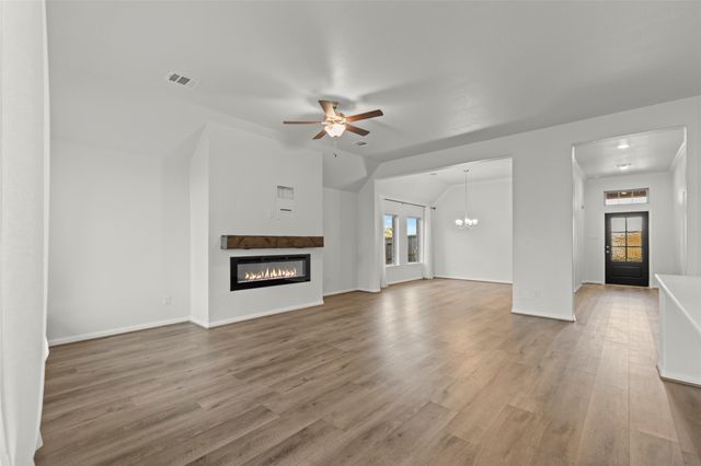 4901 Finns Landing Street, League City, TX 77573