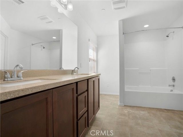 1377 Sunset B, Beaumont, CA 92223