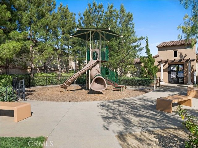 1377 Sunset B, Beaumont, CA 92223