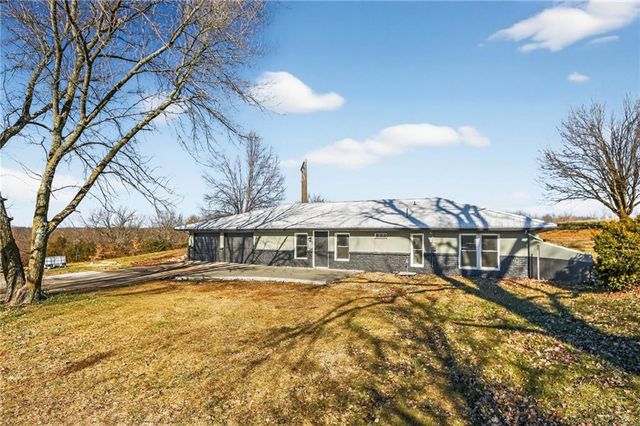 28200 NE 160th Street, Excelsior Springs, MO 64024