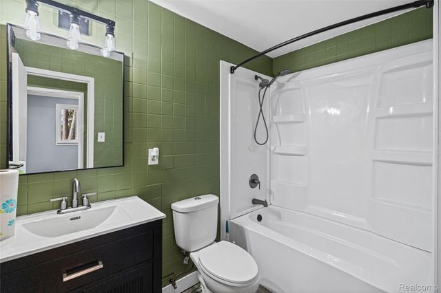 6220 Wertz, Springfield Charter Township, MI 48350