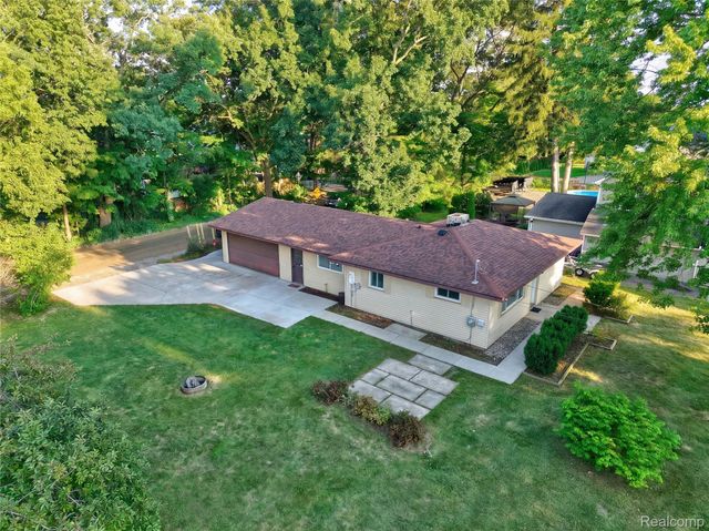 6220 Wertz, Springfield Charter Township, MI 48350