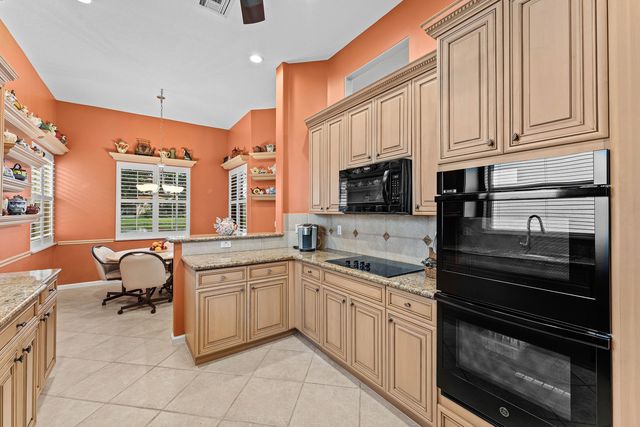 7188 Demedici Circle, Delray Beach, FL 33446