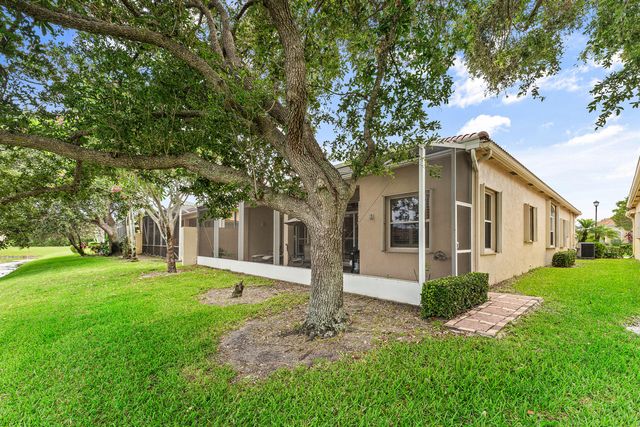 7188 Demedici Circle, Delray Beach, FL 33446