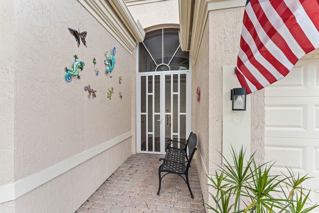 7188 Demedici Circle, Delray Beach, FL 33446