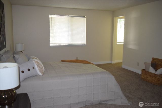 4545 NW Shelley Drive, Silverdale, WA 98383