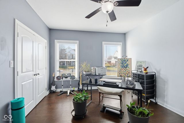 4736 W Harvest Way, New Palestine, IN 46163