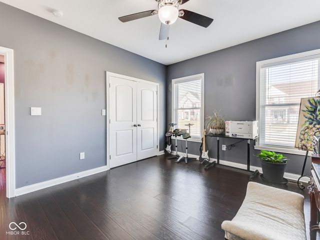 4736 W Harvest Way, New Palestine, IN 46163