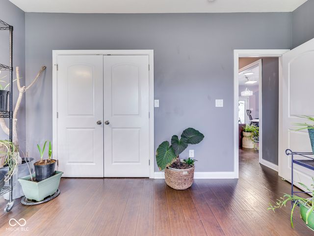 4736 W Harvest Way, New Palestine, IN 46163