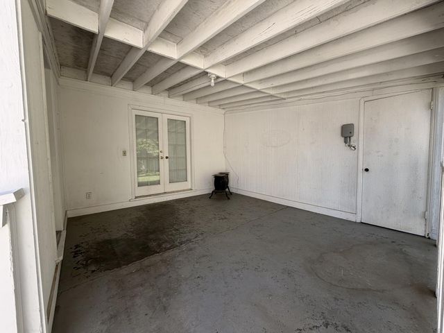 713 W 4th Street, Madera, CA 93637
