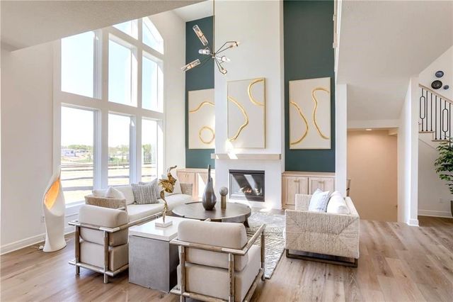 2461 W 176 Street, Overland Park, KS 66085