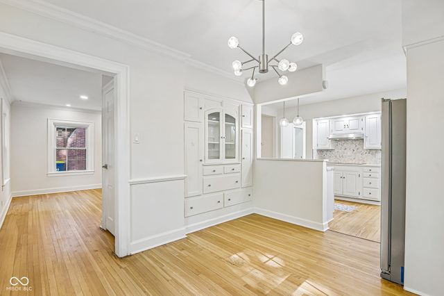 1230 Kessler Boulevard East Drive, Indianapolis, IN 46220