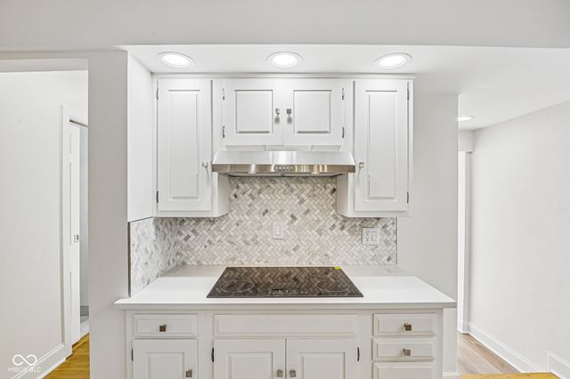 1230 Kessler Boulevard East Drive, Indianapolis, IN 46220