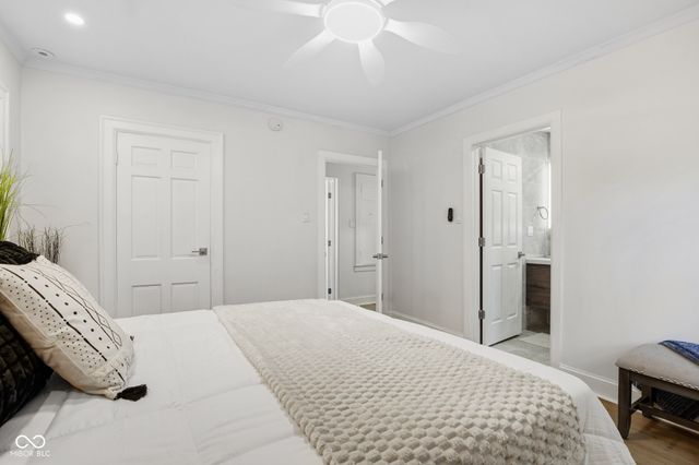 1230 Kessler Boulevard East Drive, Indianapolis, IN 46220