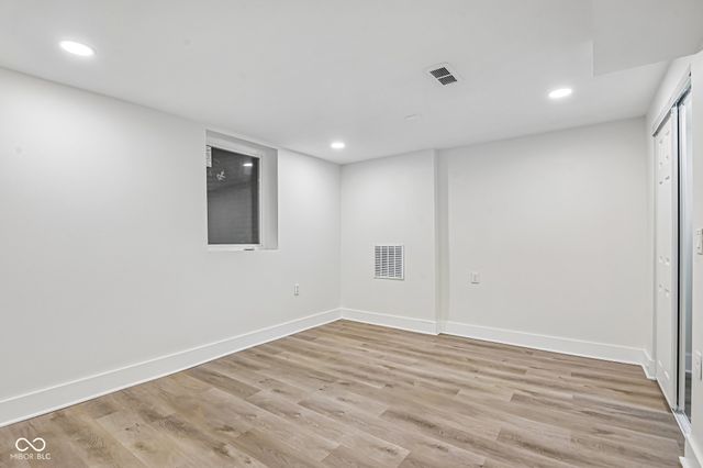 1230 Kessler Boulevard East Drive, Indianapolis, IN 46220