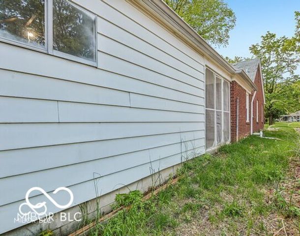 1230 Kessler Boulevard East Drive, Indianapolis, IN 46220
