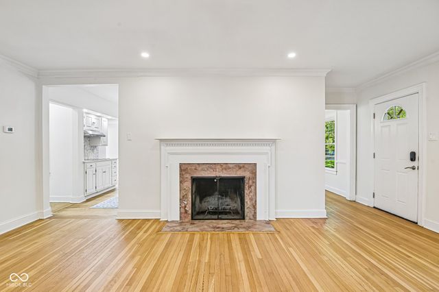 1230 Kessler Boulevard East Drive, Indianapolis, IN 46220