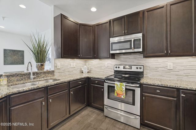 136 PONTE VEDRA COLONY Circle 136, Ponte Vedra Beach, FL 32082