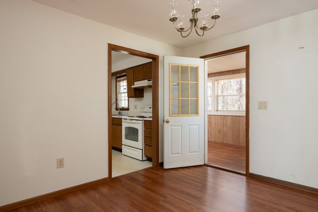 441 Old Mill Rd, Barnstable, MA 02655