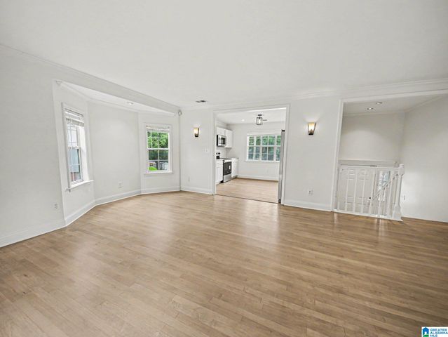 2116 SUN CIRCLE, Fultondale, AL 35068
