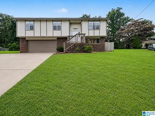 2116 SUN CIRCLE, Fultondale, AL 35068