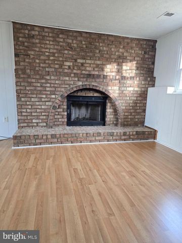 8907 CHAD WAY, Clinton, MD 20735