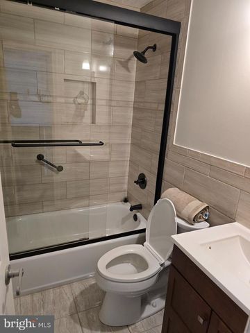 8907 CHAD WAY, Clinton, MD 20735