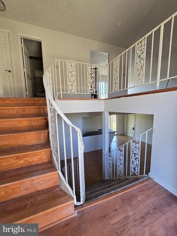 8907 CHAD WAY, Clinton, MD 20735