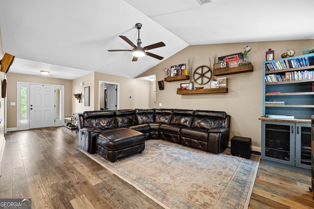 110 Brook Run, Senoia, GA 30276