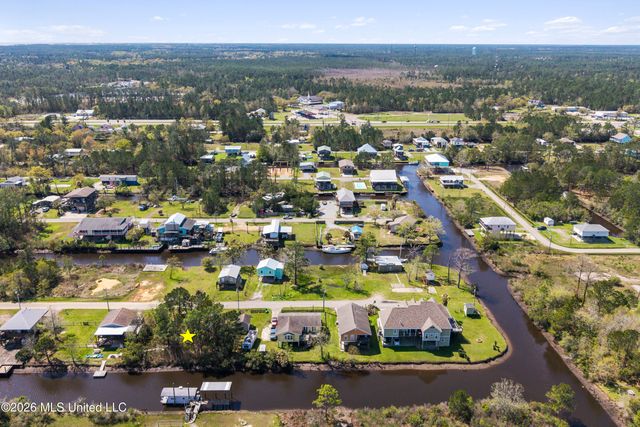 Shark Street, Bay Saint Louis, MS 39520