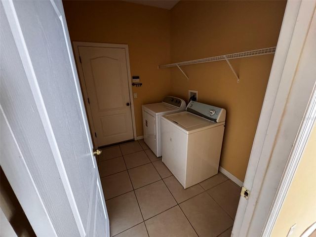 1111 HACIENDA CIRCLE, Kissimmee, FL 34741