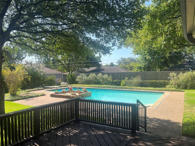 3910 Cedarbrush Drive, Dallas, TX 75229