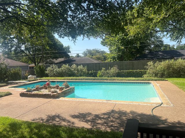 3910 Cedarbrush Drive, Dallas, TX 75229