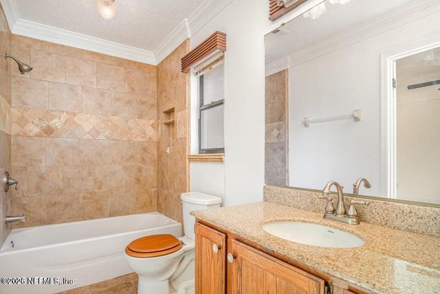 790 HICKORY HILL Drive, Jacksonville, FL 32221