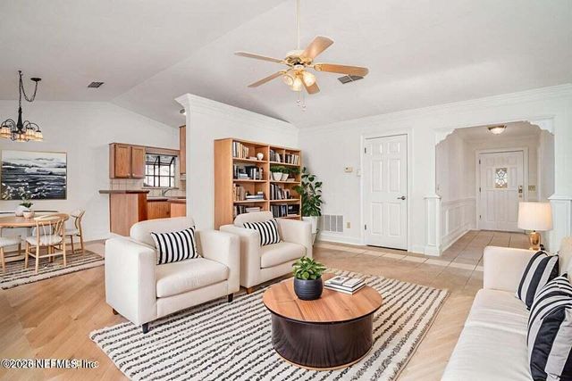 790 HICKORY HILL Drive, Jacksonville, FL 32221