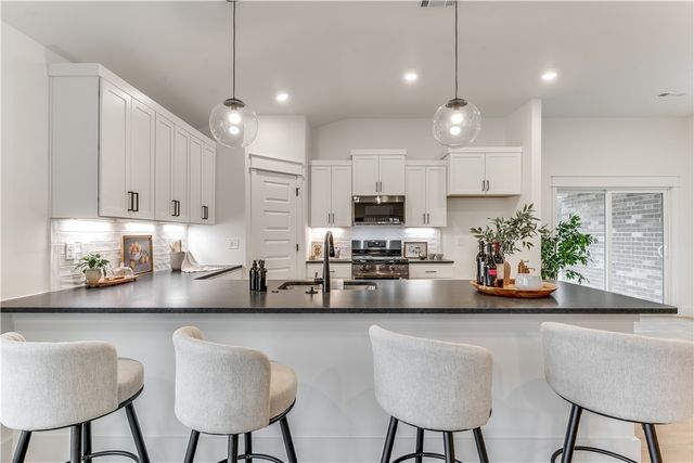 2611 Jazz Avenue, Centerton, AR 72712
