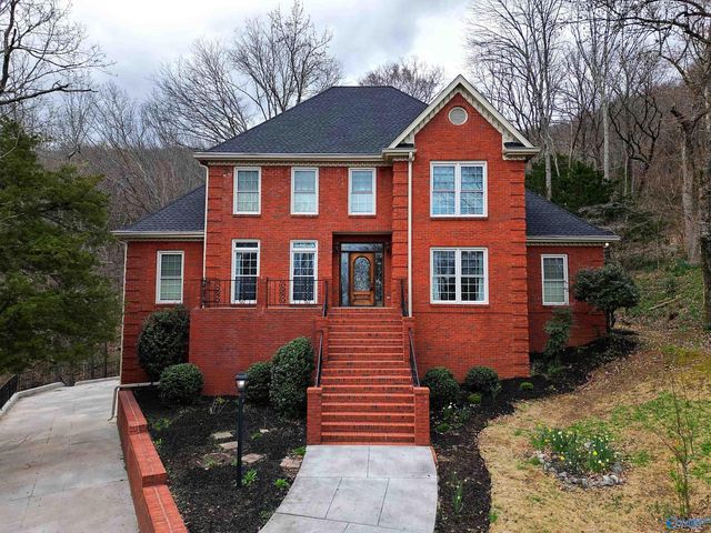 1319 Chesterfield Road, Huntsville, AL 35803